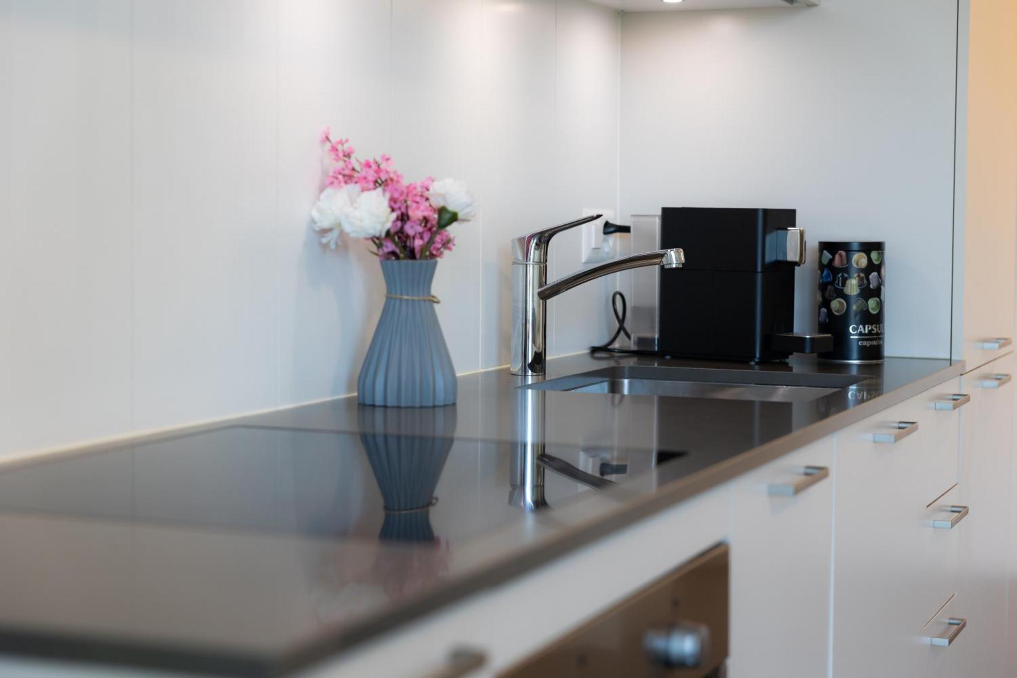 Apartment Five Stars Comfort Near The Lake Lugano
